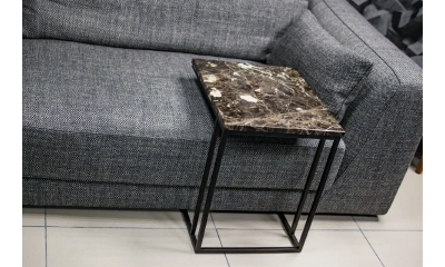 Столик приставной NICOLINE