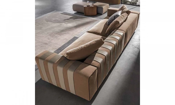 Диван Meroni&Colzani Milano