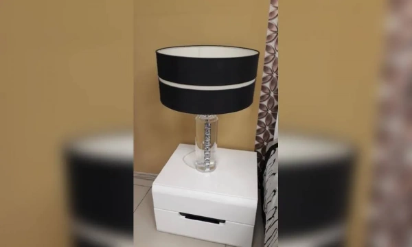 Tomas & Saez Лампа Настольная (Сломана Спица Крепления Торшера)