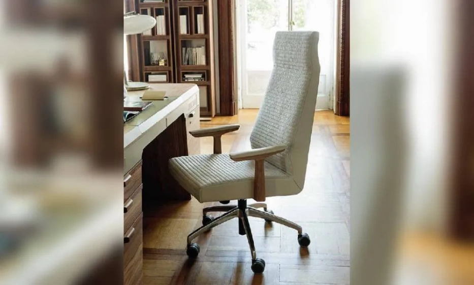 Кресло Руководителя Porada Elis - фото 1