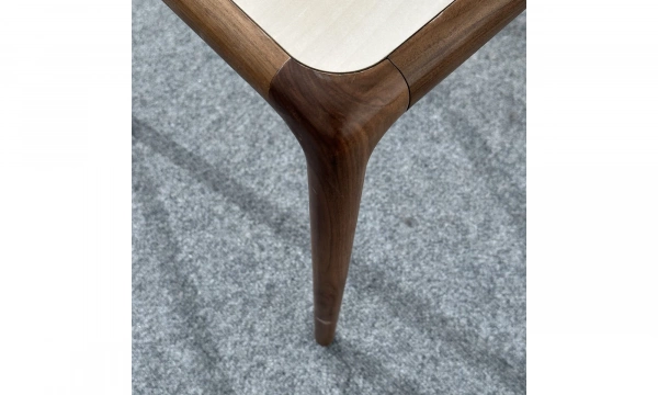 Кофейный столик Homage Icon