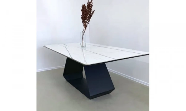 Обеденный стол FACTURE PROJECT ZAC