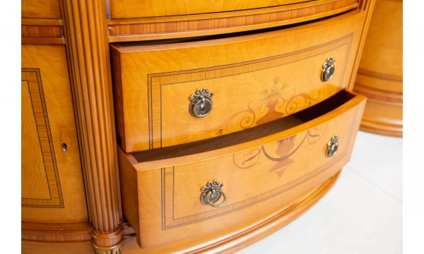 Витрина VICENTE ZARAGOZA California