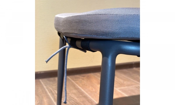 Уличный пуф Saloni X-Type