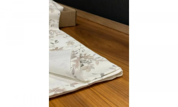 Скатерть "Нежность" 140*140 см.