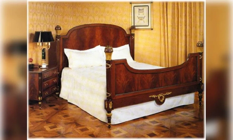 Кровать Francesco Molon New Empire 7 - фото 1