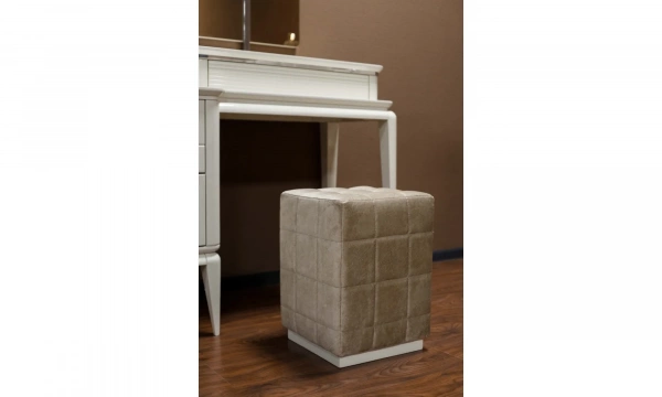 Пуф Balhome Berceste