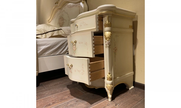 Прикроватная тумбочка AGM Michelangelo