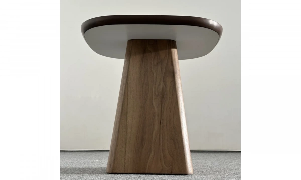 Приставной столик Saloni Chelsea