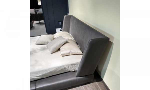 Кровать Saloni Madrid