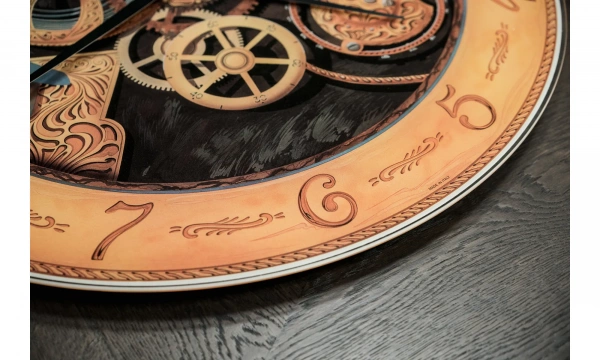 Часы Tonin Casa Serigrafia