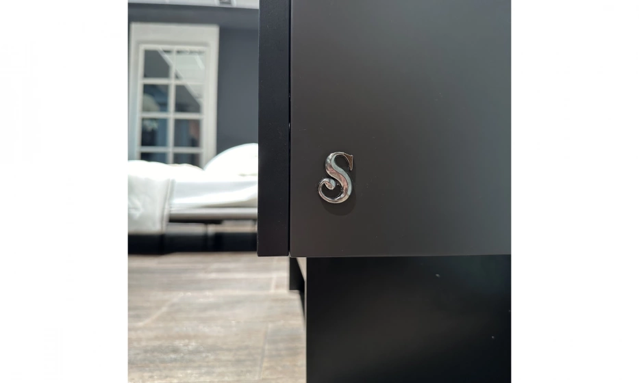 Витрина Saloni Hiro - фото 13