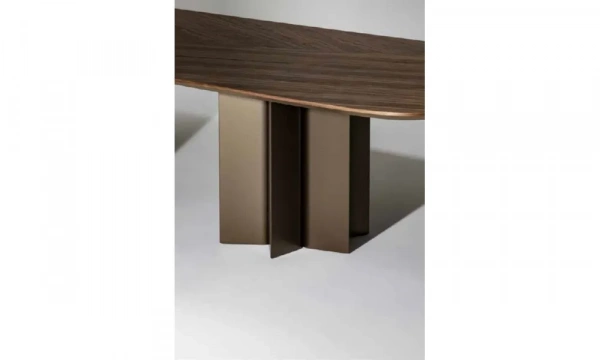 Стол обеденный Bonaldo Geometric Table