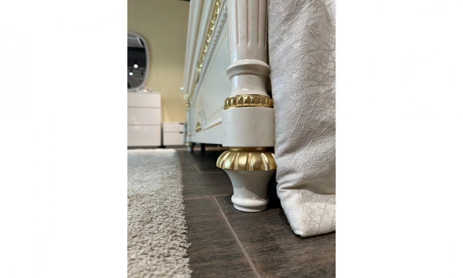 Комплект (кровать + 2 тумбочки) Valderamobili Luigi XVI - фото 9