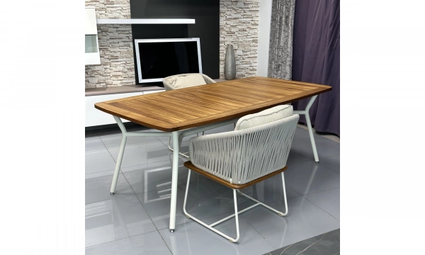 Уличный стол Saloni Gagra