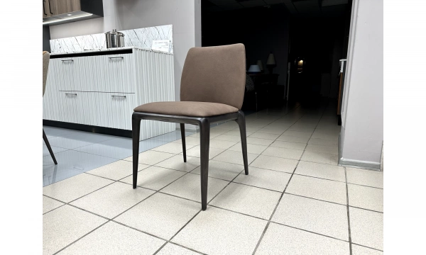 Стул Saloni Pinot